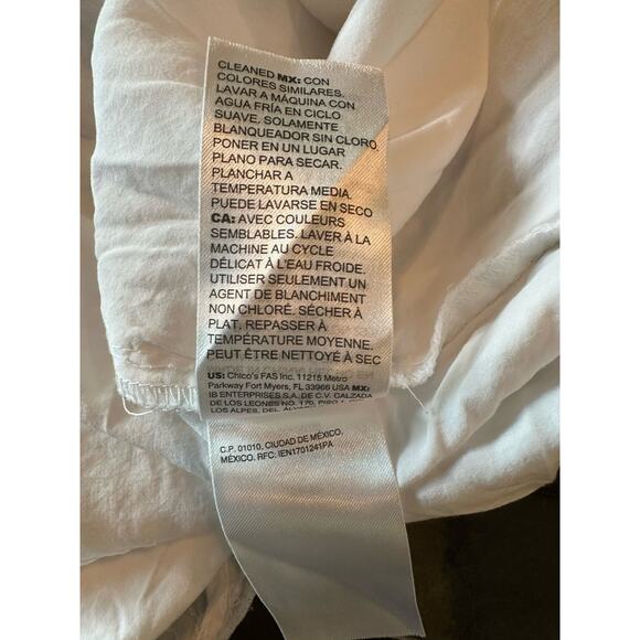 white house black market White Mesh And Cutwork Shell Sleeveless Blouse Medium - Picture 8 of 8